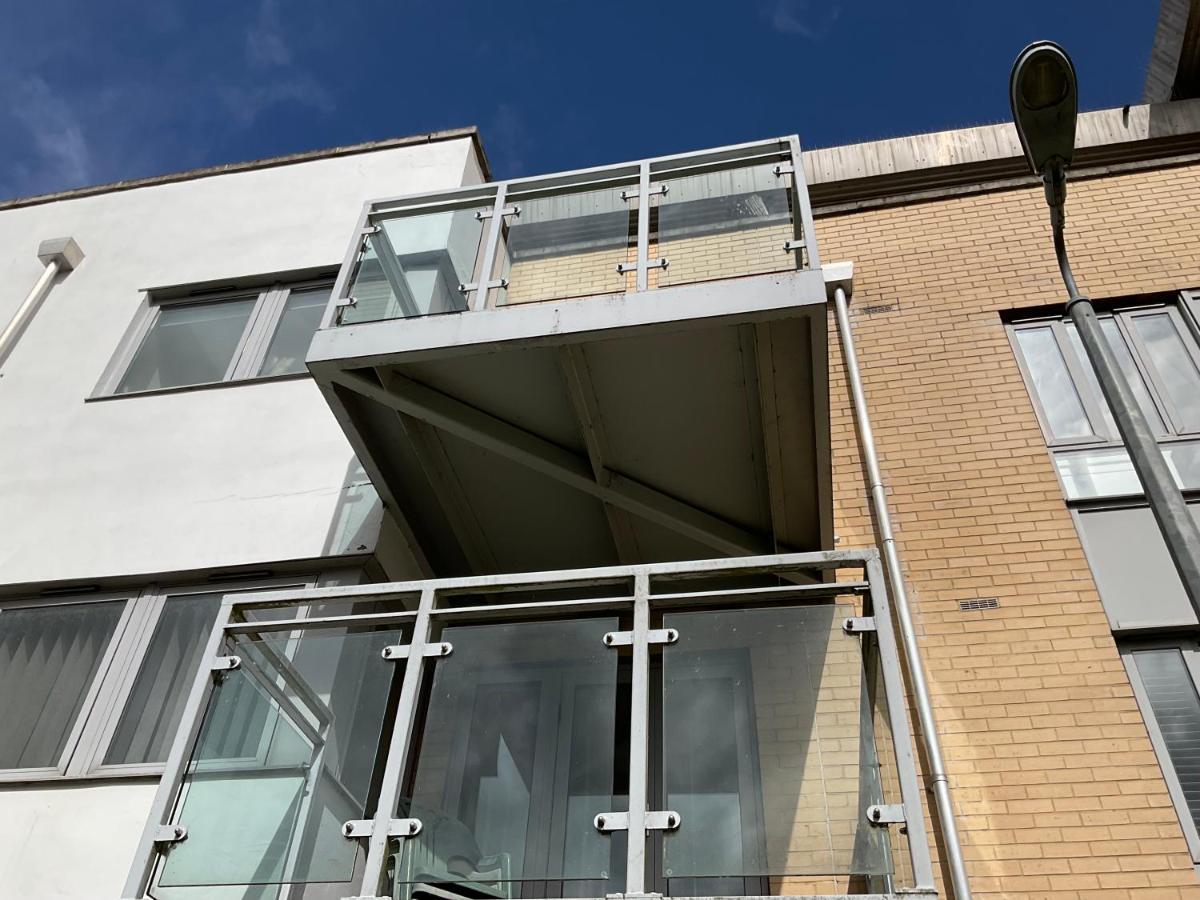 Beautiful Riverview Apartment Chelmsford Exterior photo
