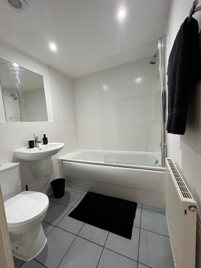 Beautiful Riverview Apartment Chelmsford Exterior photo